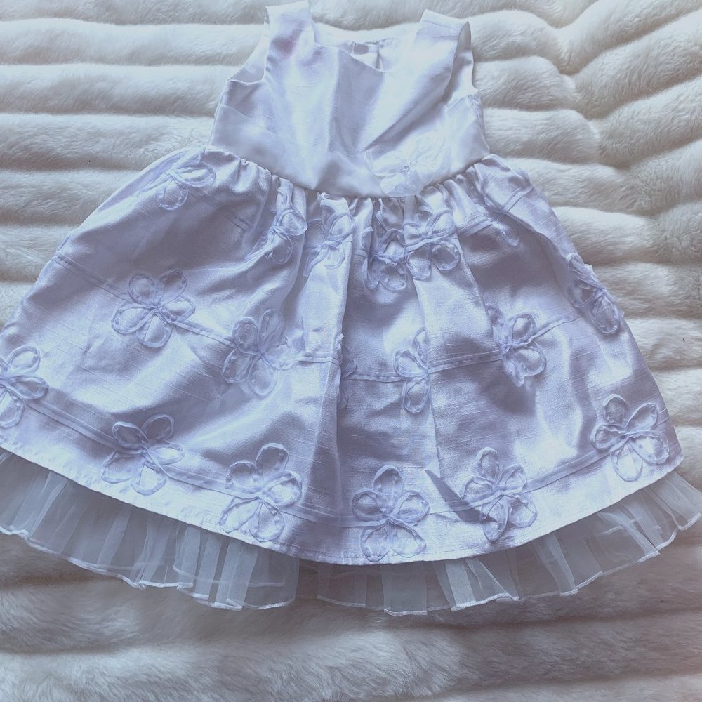 White dress 22nd Street semi-formal white dress 24m